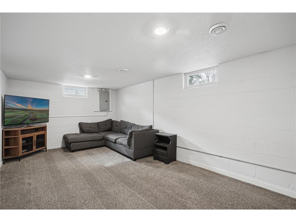 113 Jefferson Avenue SW Watertown MN 55388 7029000 image18