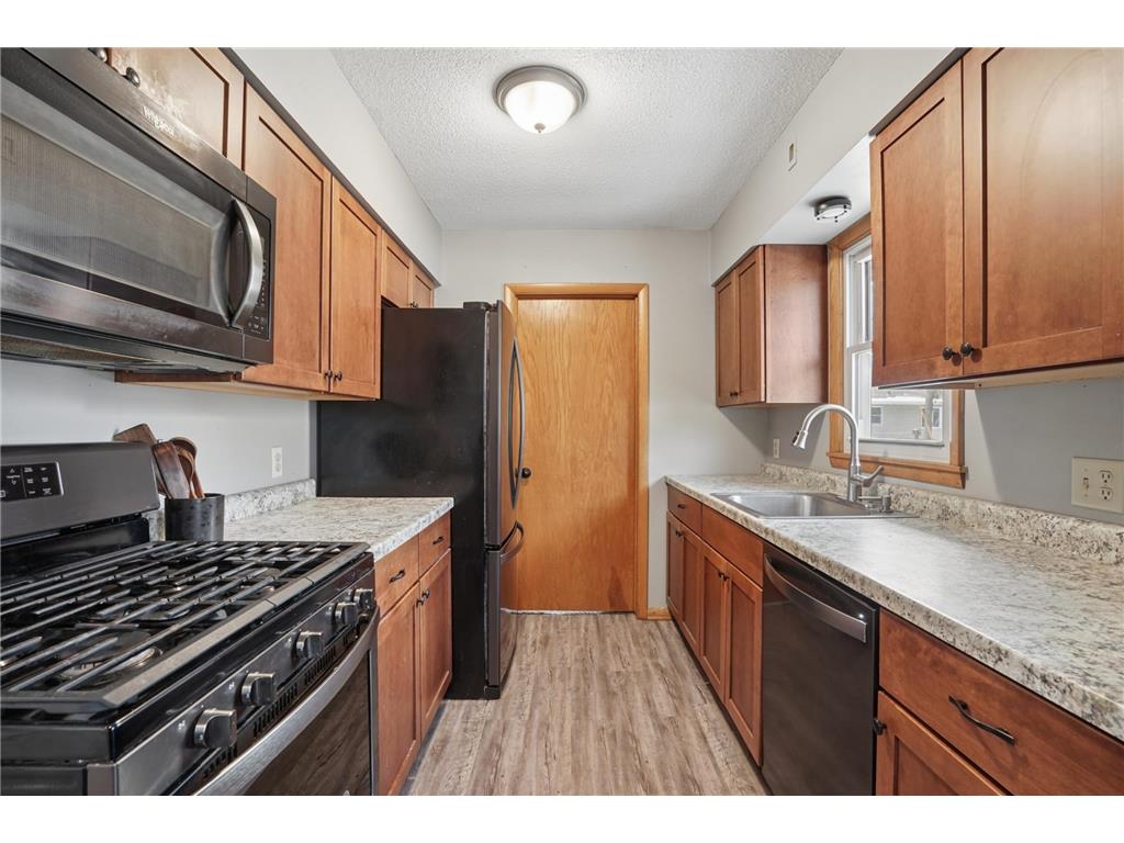 113 Jefferson Avenue SW Watertown MN 55388 7029000 image7