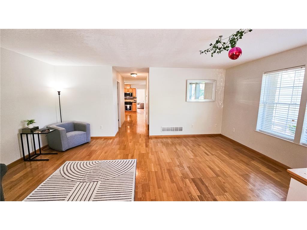113 N Ash Street Chaska MN 55318 7086505 image13