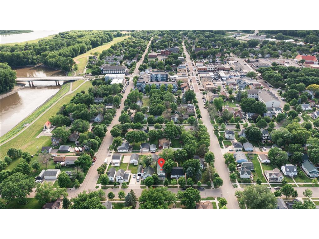 113 N Ash Street Chaska MN 55318 7086505 image44