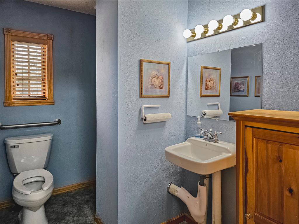 113 North St E Detroit Lakes MN 56501 6786414 image28