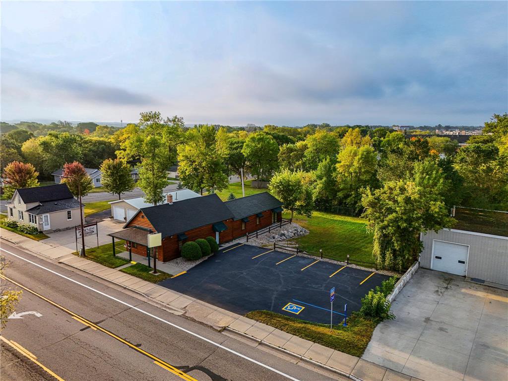 113 North St E Detroit Lakes MN 56501 6786414 image3