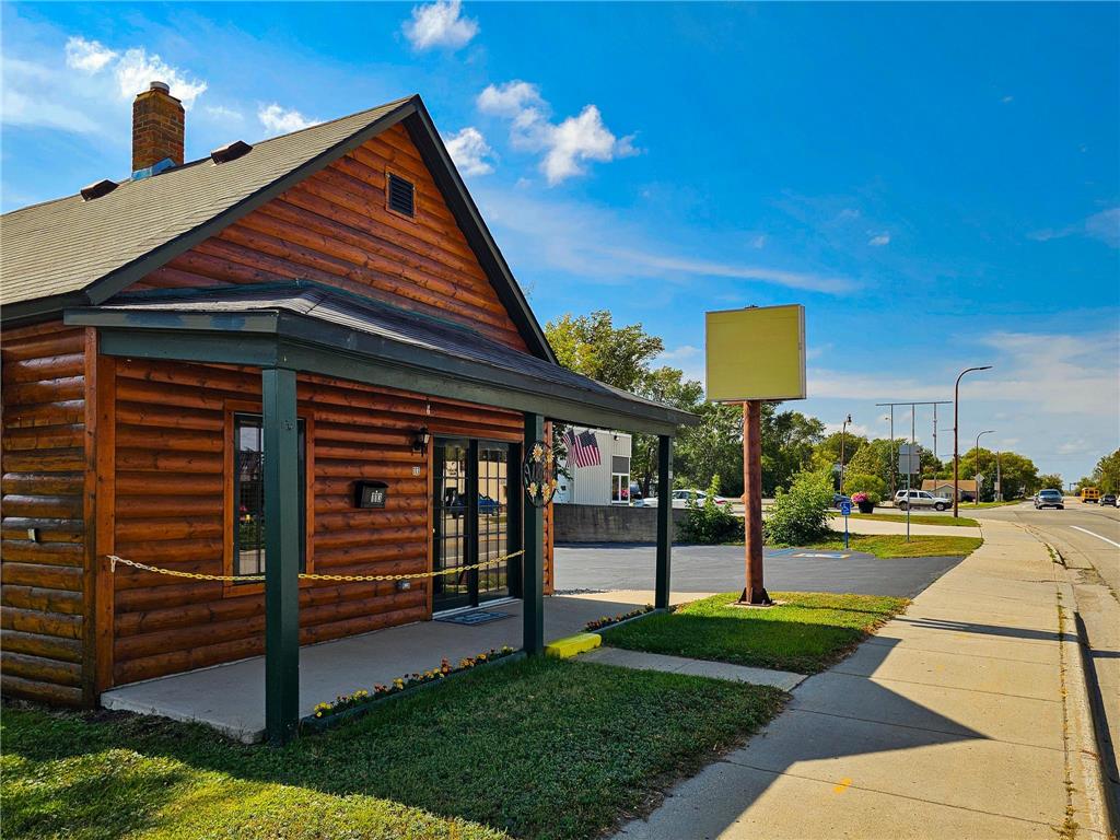 113 North St E Detroit Lakes MN 56501 6786414 image31