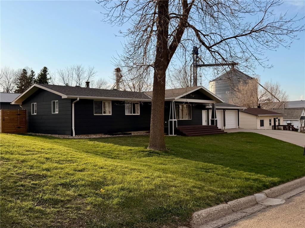 113 Oklahoma Avenue Adrian MN 56110 7014868 image2