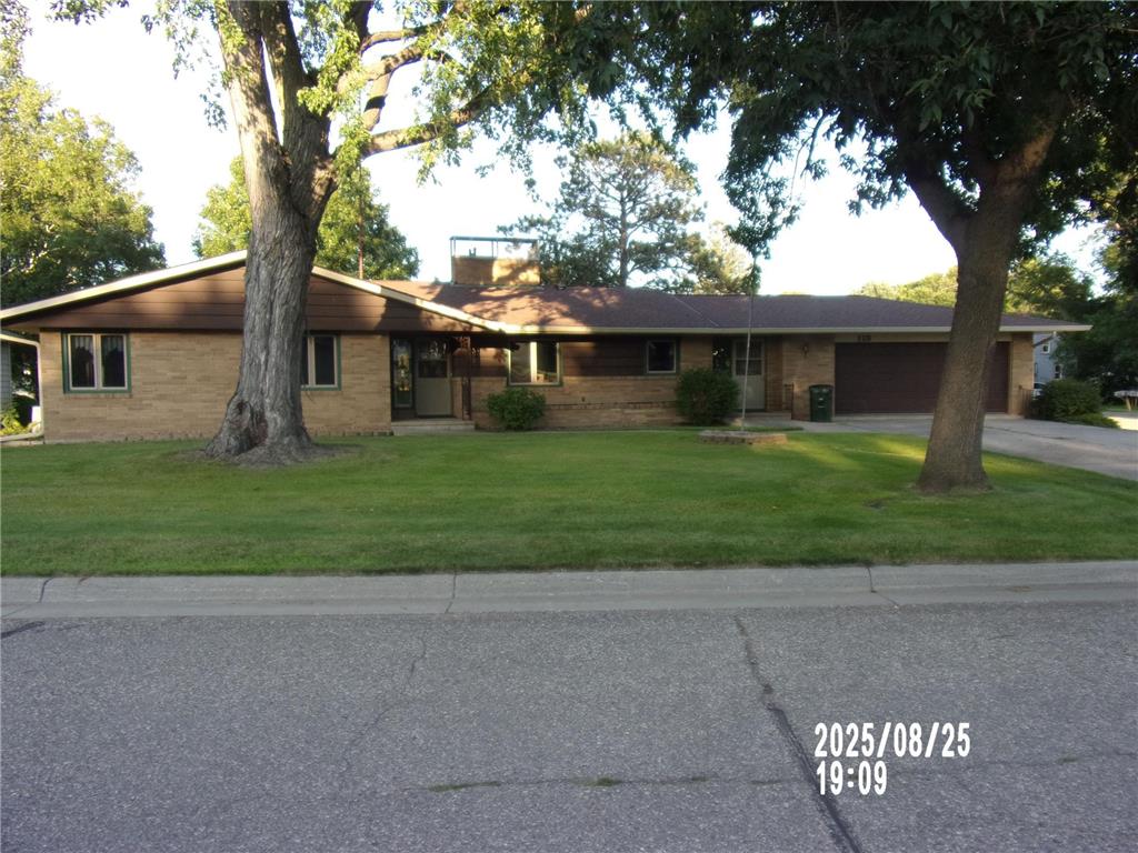 113 Third Avenue NE Elbow Lake MN 56531 6778529 image1