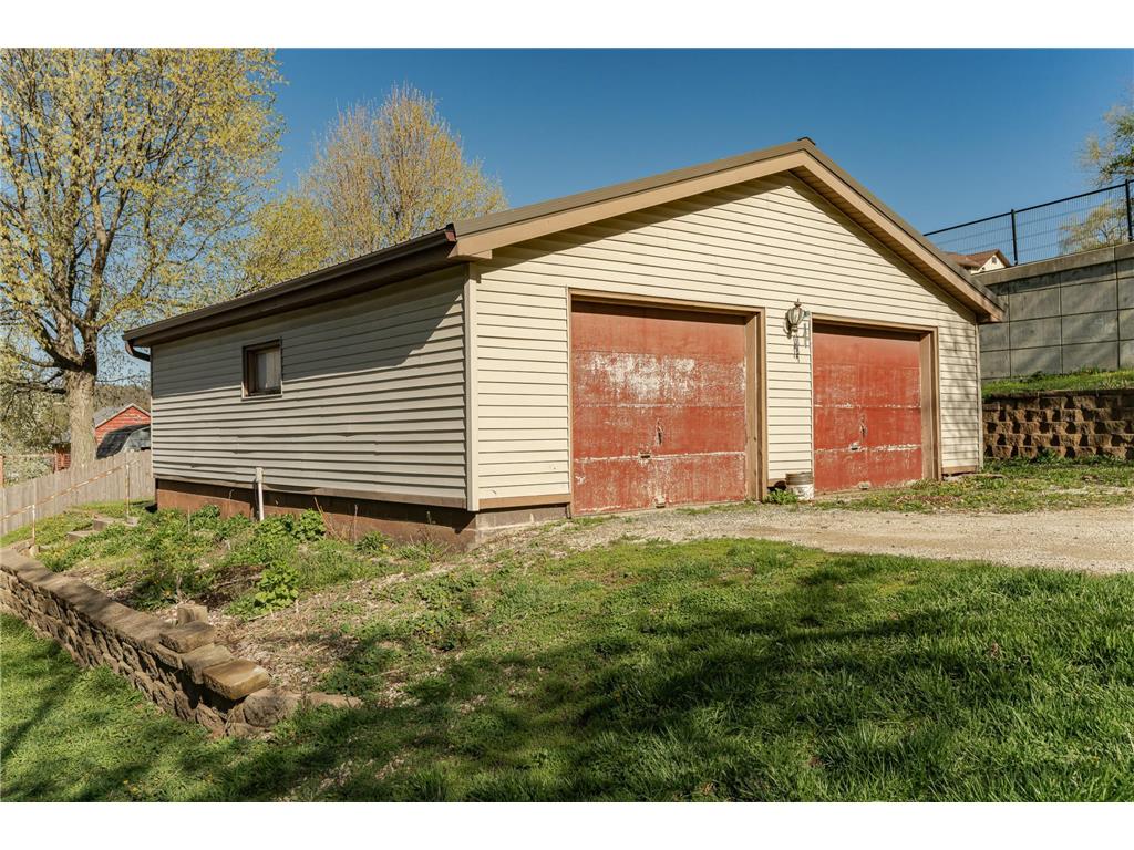 113 Valley Street NE Preston MN 55965 7029333 image23