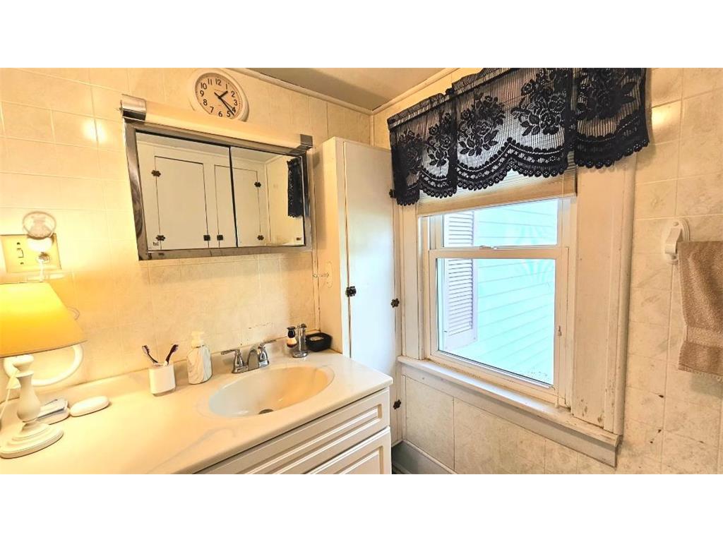113 W 3rd Street Donnelly MN 56235 7073908 image23
