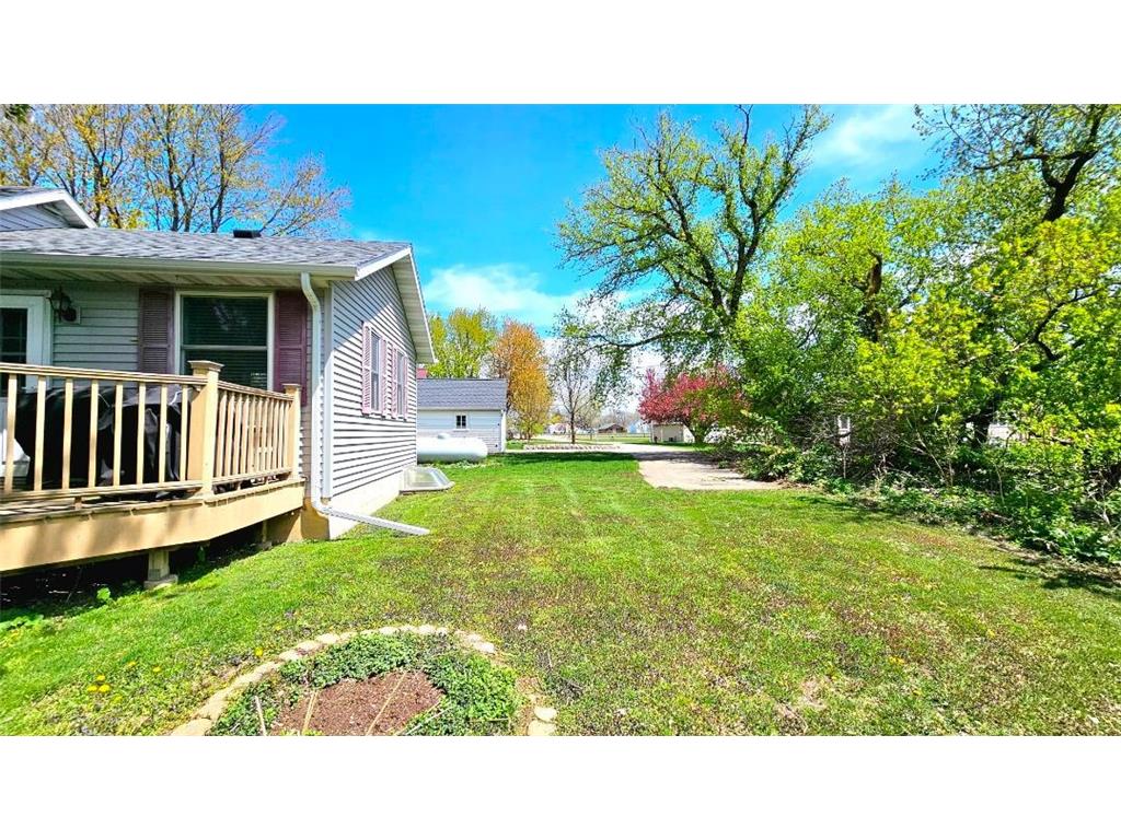 113 W 3rd Street Donnelly MN 56235 7073908 image42