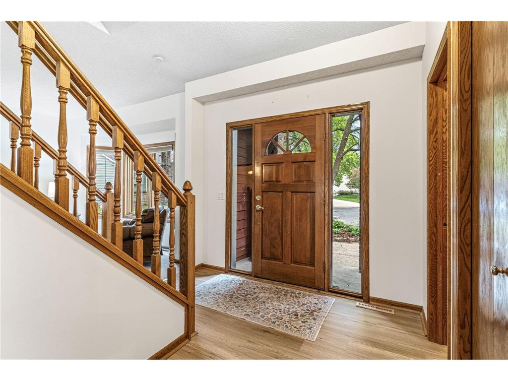 1130 Dove Court Chanhassen MN 55317 7078281 image4