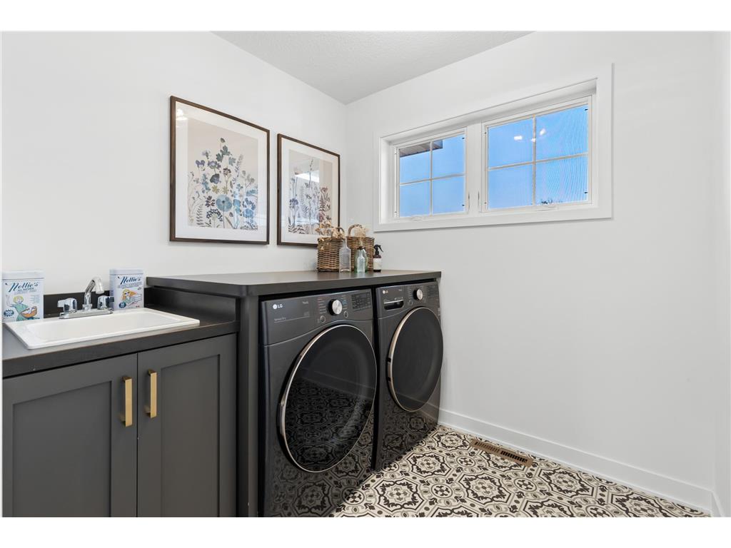 1130 Griffin Avenue Mahtomedi MN 55115 6769282 image21