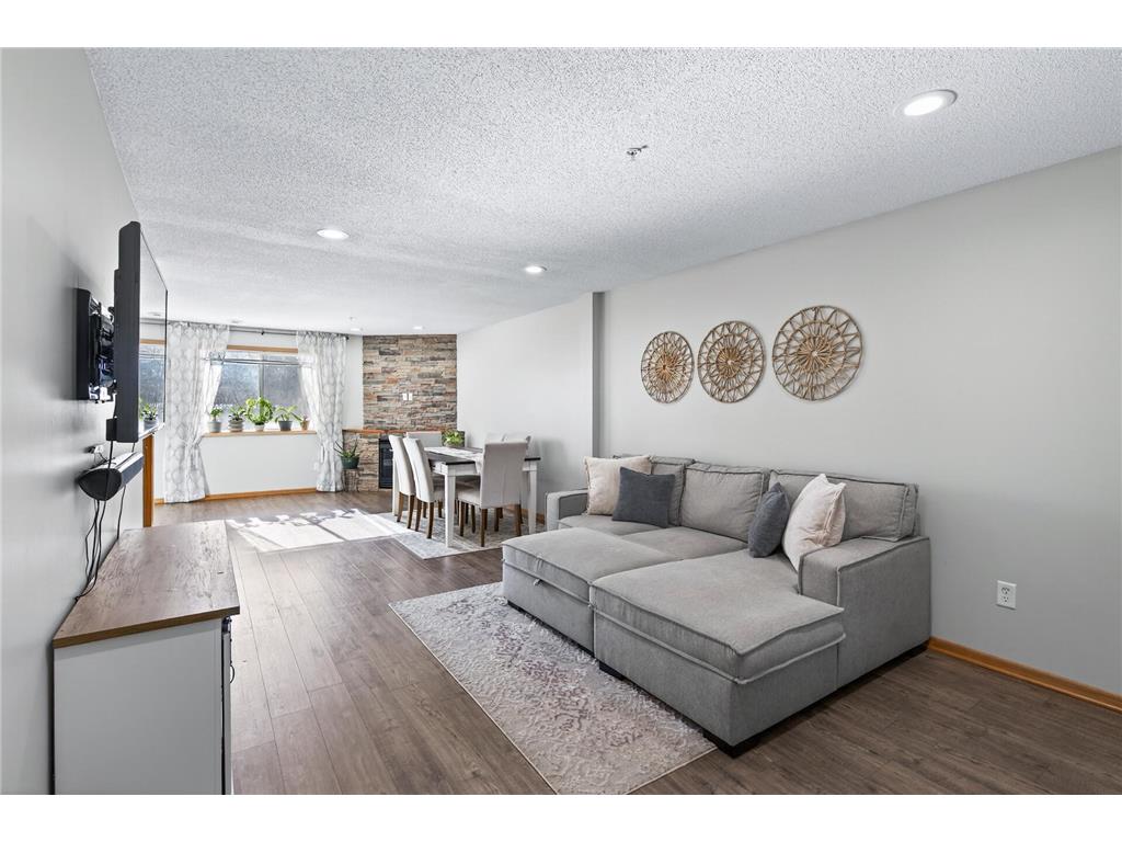 1130 Norton Avenue NE Fridley MN 55432 7000783 image1