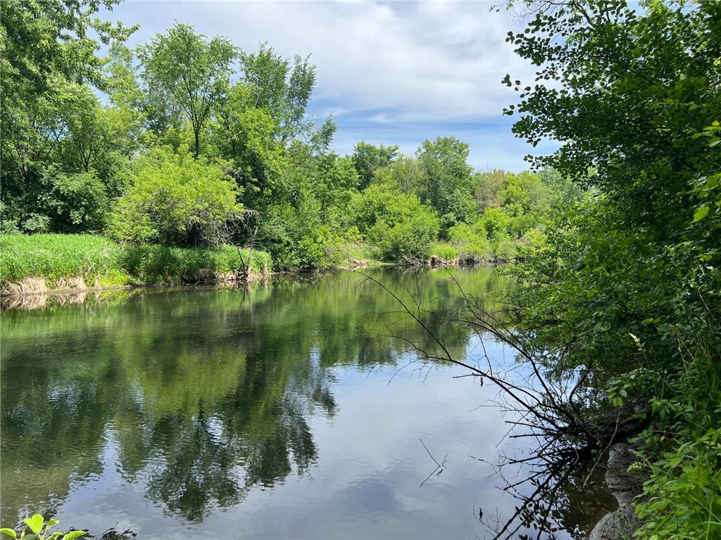 1130 River Drive Kinnickinnic Twp WI 54022 - Kinnickinnic River 7094887 image1