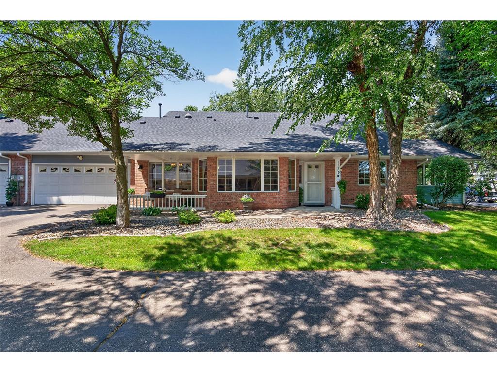 1130 Rose Place Roseville MN 55113 7106520 image1