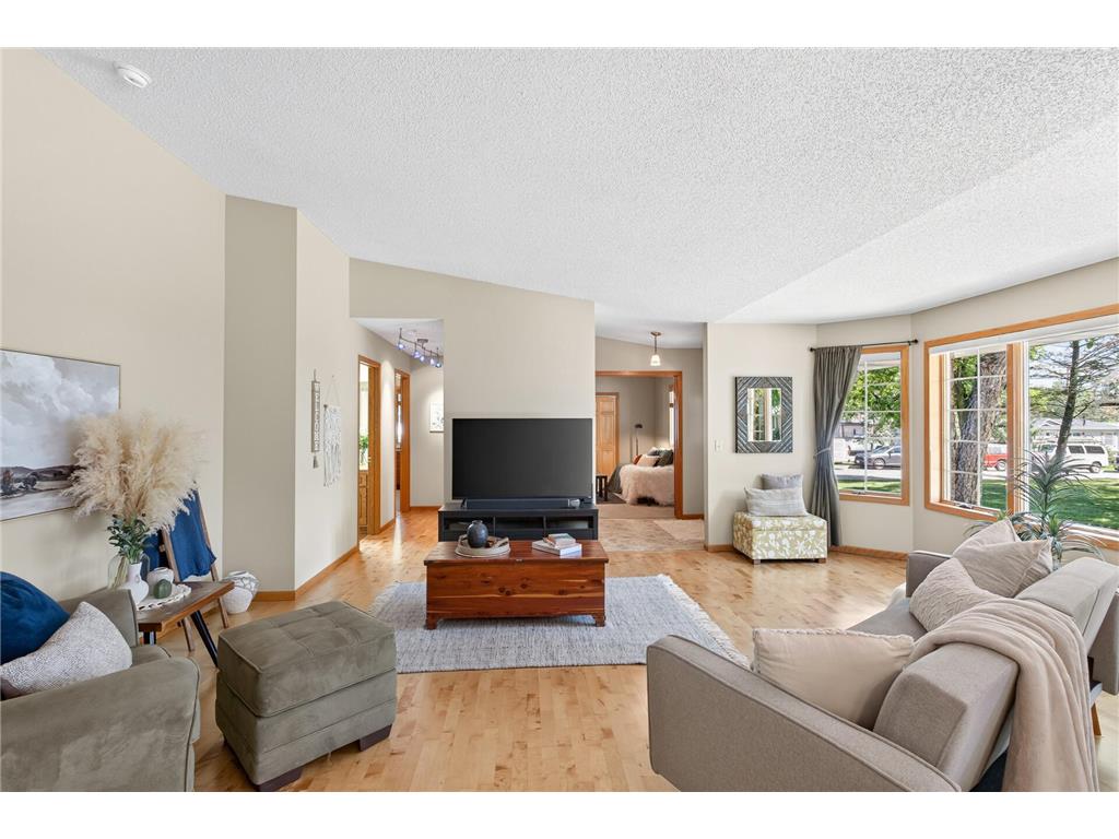1130 Rose Place Roseville MN 55113 7106520 image13