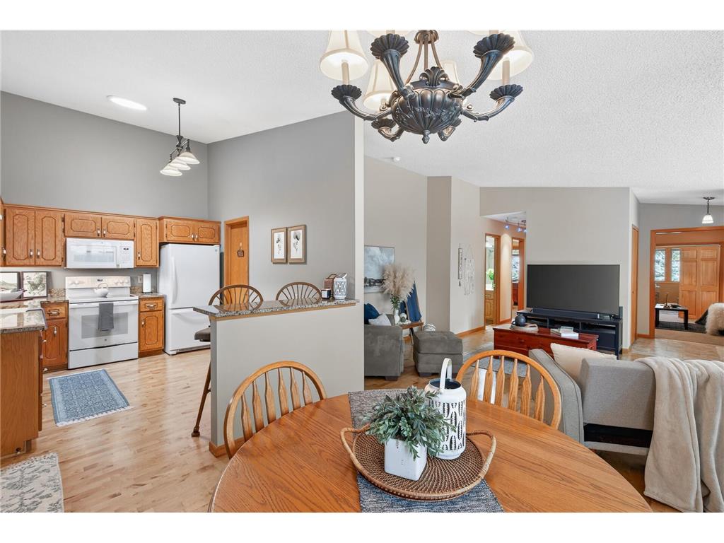 1130 Rose Place Roseville MN 55113 7106520 image15