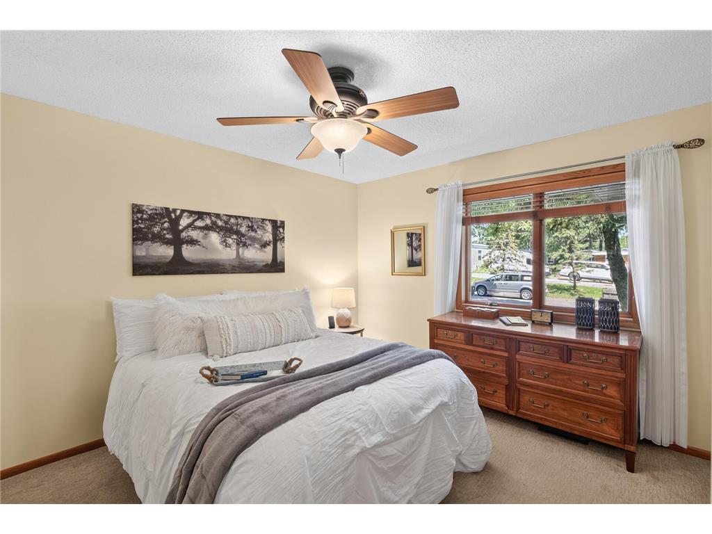 1130 Rose Place Roseville MN 55113 7106520 image21