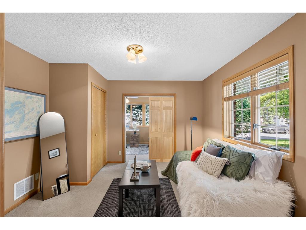 1130 Rose Place Roseville MN 55113 7106520 image24