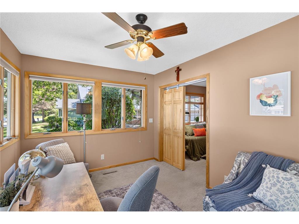 1130 Rose Place Roseville MN 55113 7106520 image26
