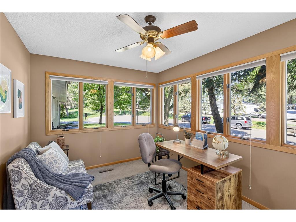 1130 Rose Place Roseville MN 55113 7106520 image27
