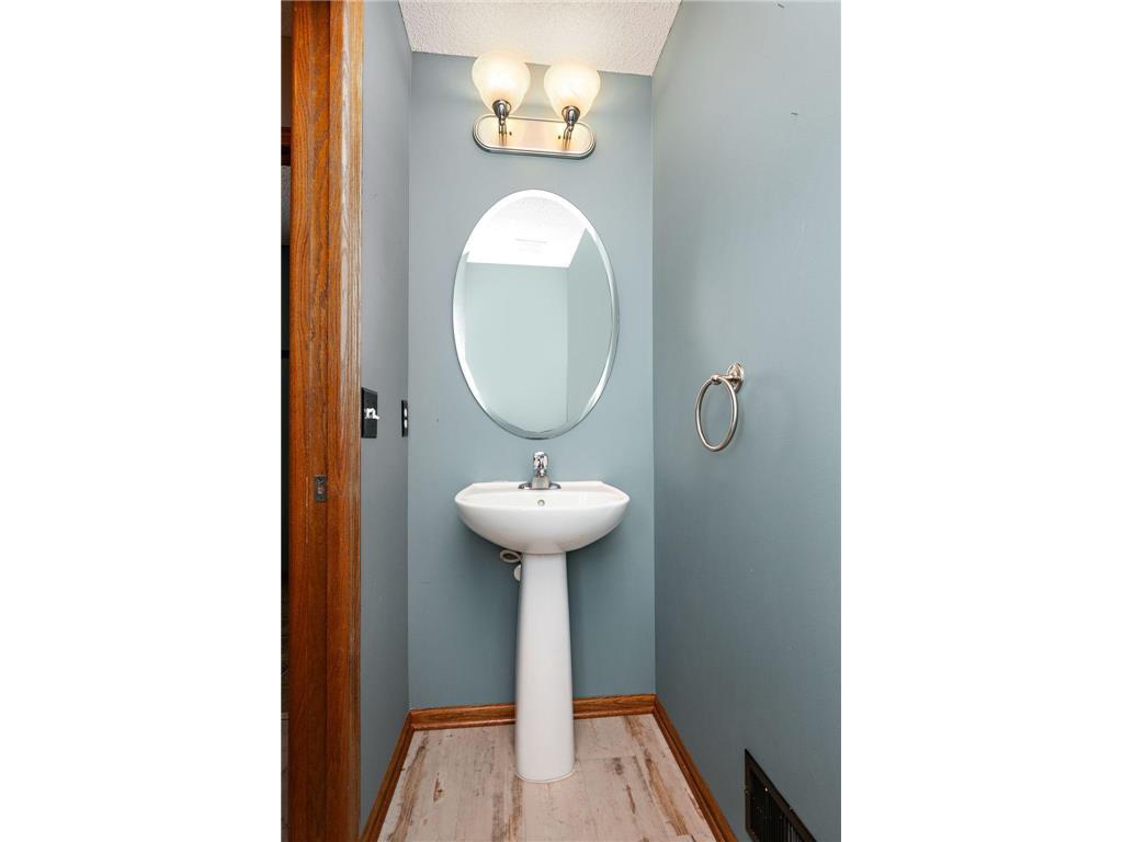11301 69th Street NE Albertville MN 55301 7076601 image18