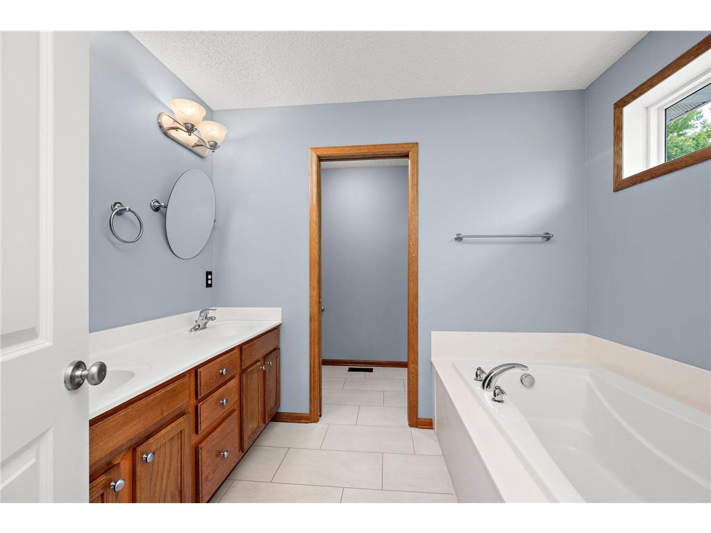 11301 69th Street NE Albertville MN 55301 7076601 image20