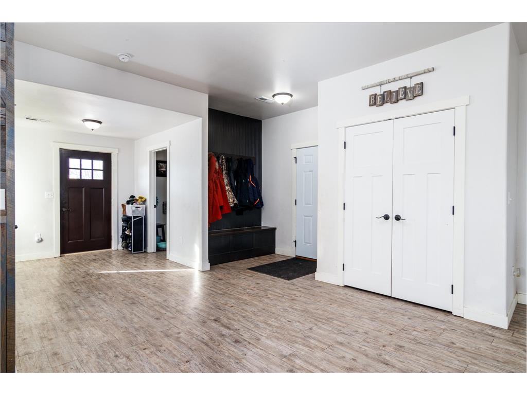 11306 Creek View Drive, Cormorant Twp, MN, 56572 MLS 6497176 Edina