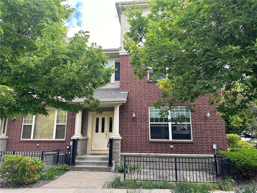 11307 Preswick Boulevard Eden Prairie MN 55344 6425741 image1