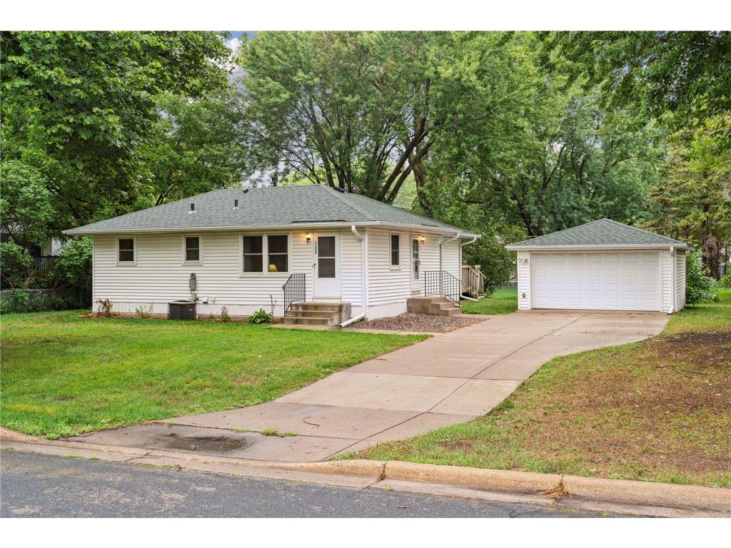 11308 President Drive NE Blaine MN 55434 6415447 image1