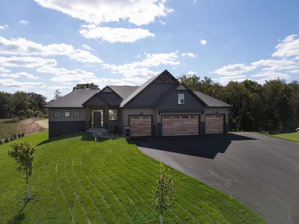 11309 238th Avenue NW Zimmerman MN 55398 7068766 image1