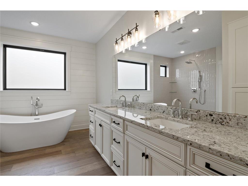 1130X Park Ridge Drive W Minnetonka MN 55305 6682517 image22