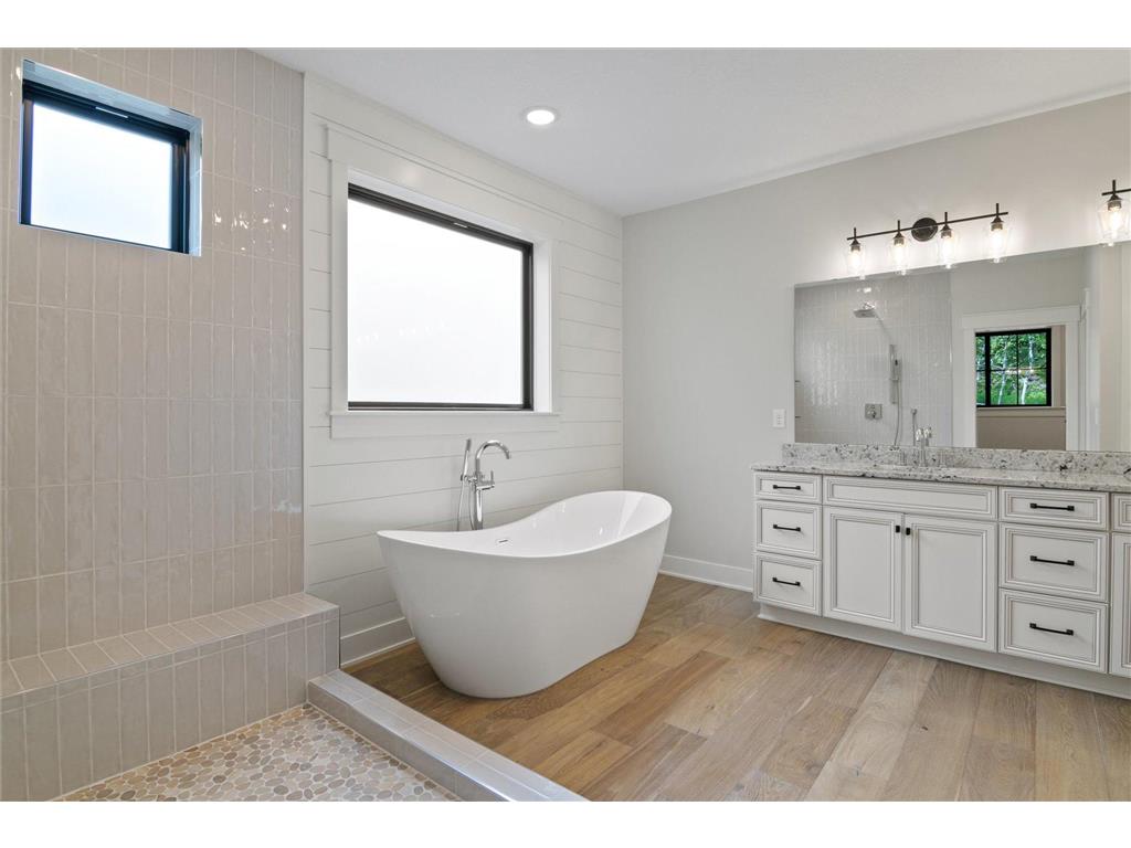 1130X Park Ridge Drive W Minnetonka MN 55305 6682517 image23