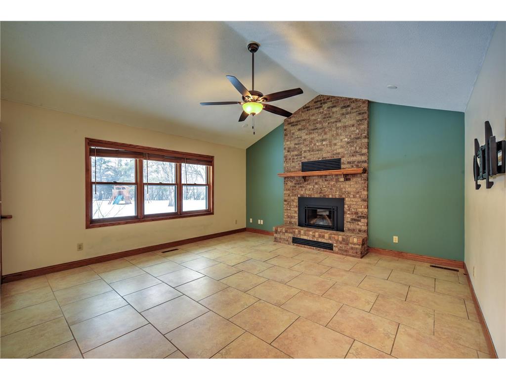 1131 Alfred Place New Richmond WI 54017 6778948 image23