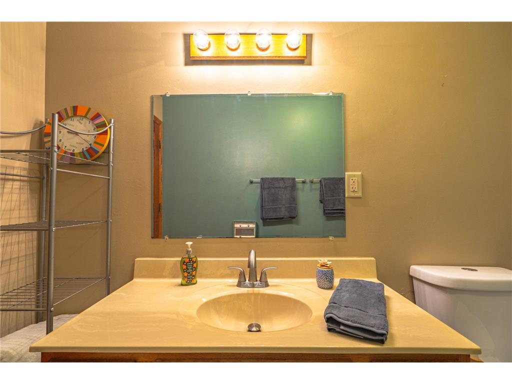 1131 Alfred Place New Richmond WI 54017 6778948 image47