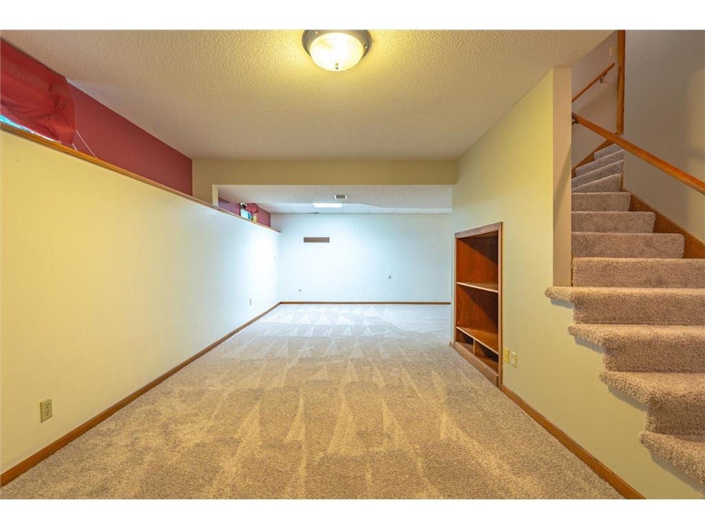 1131 Alfred Place New Richmond WI 54017 6778948 image56