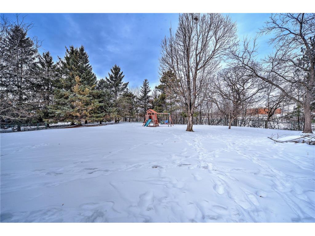 1131 Alfred Place New Richmond WI 54017 6778948 image70