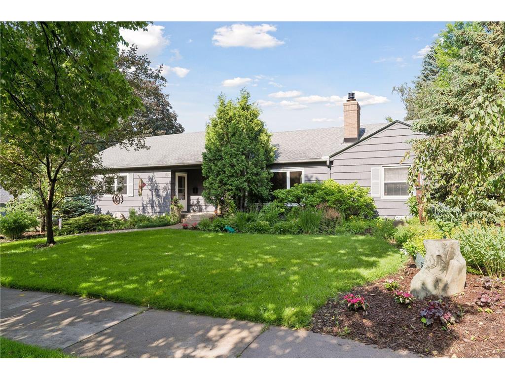 1131 Davern Street Saint Paul MN 55116 7047439 image1