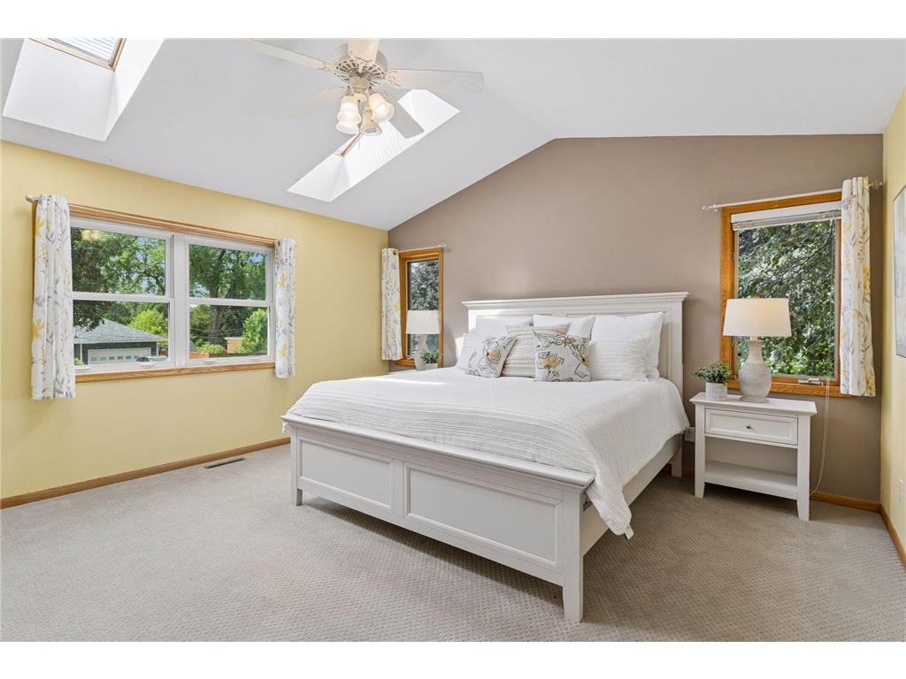 1131 Davern Street Saint Paul MN 55116 7047439 image15