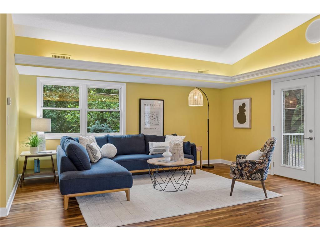 1131 Davern Street Saint Paul MN 55116 7047439 image3