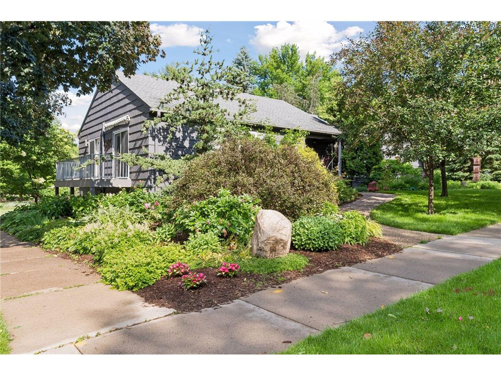 1131 Davern Street Saint Paul MN 55116 7047439 image30