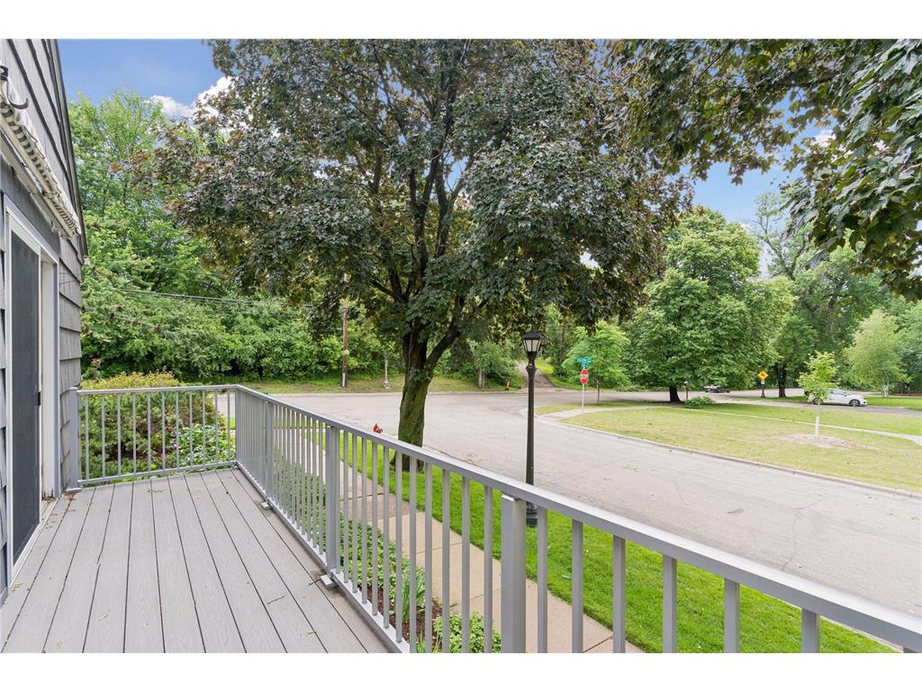 1131 Davern Street Saint Paul MN 55116 7047439 image34