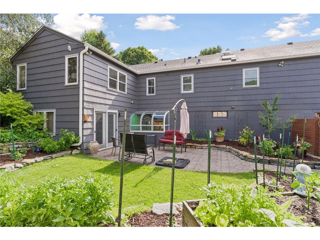 1131 Davern Street Saint Paul MN 55116 7047439 image5