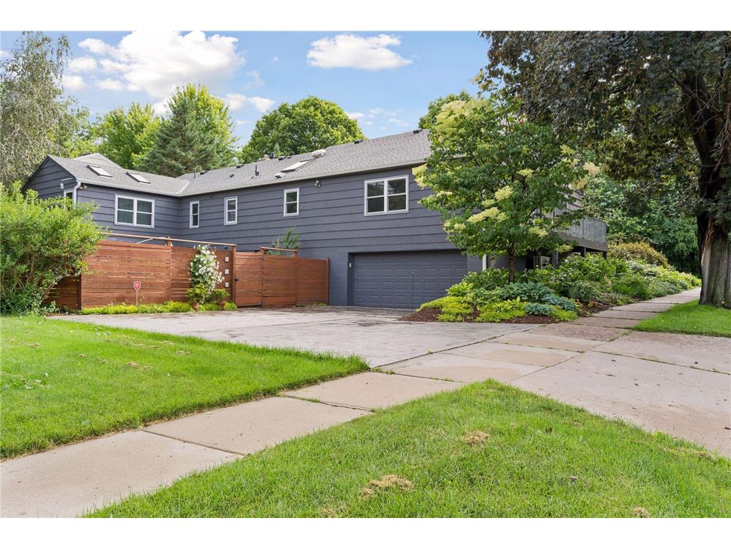 1131 Davern Street Saint Paul MN 55116 7047439 image6