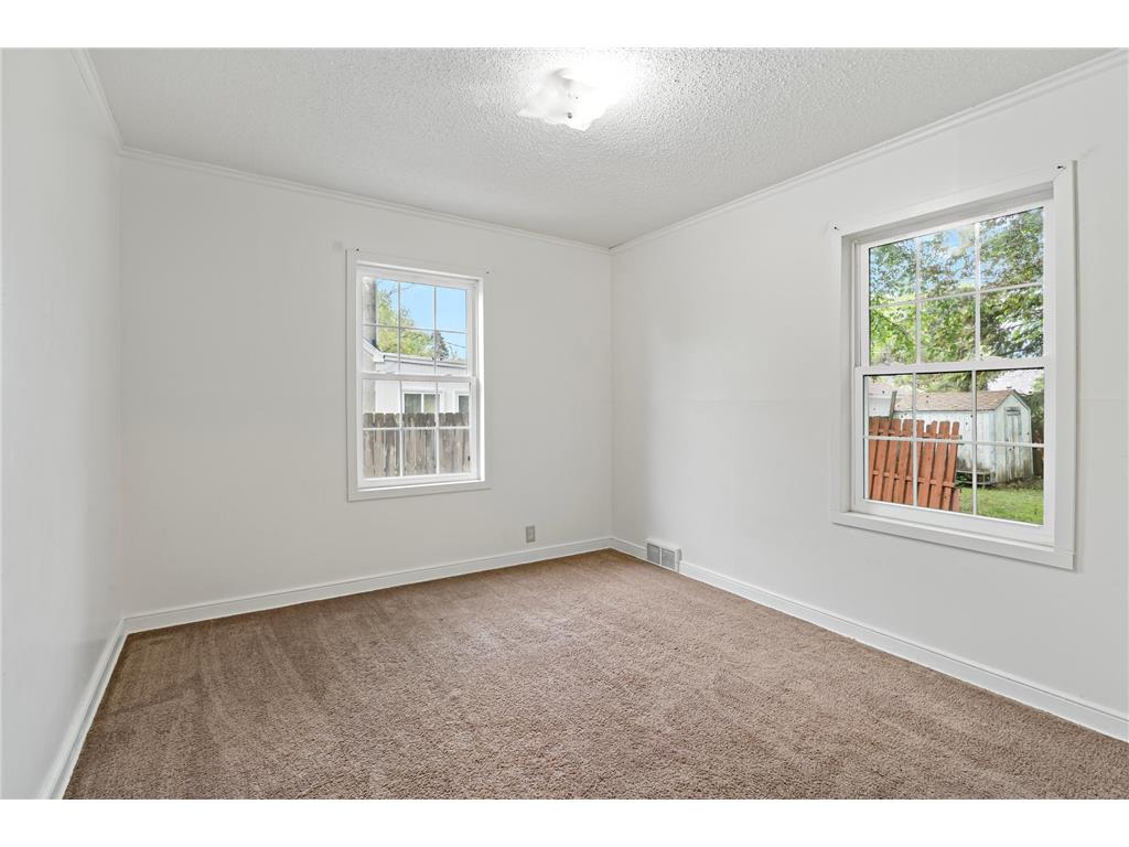 1131 Kingsford Street Saint Paul MN 55106 7074859 image11