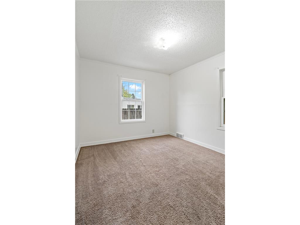 1131 Kingsford Street Saint Paul MN 55106 7074859 image12