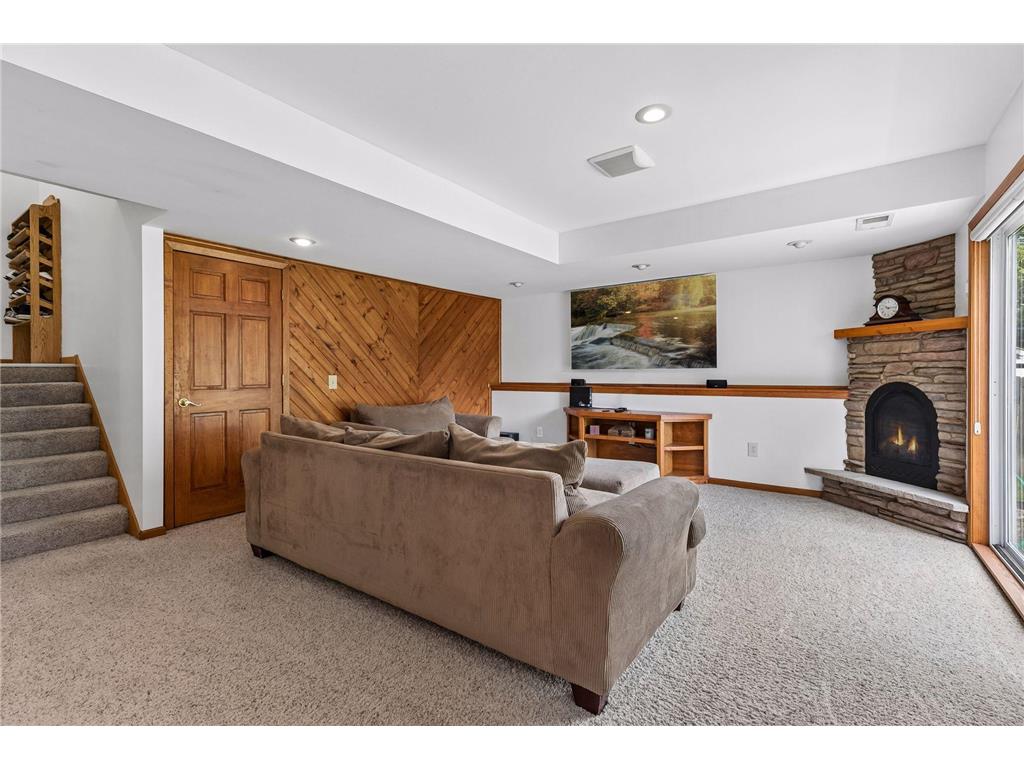 1131 Village Street SE New Prague MN 56071 7106435 image13