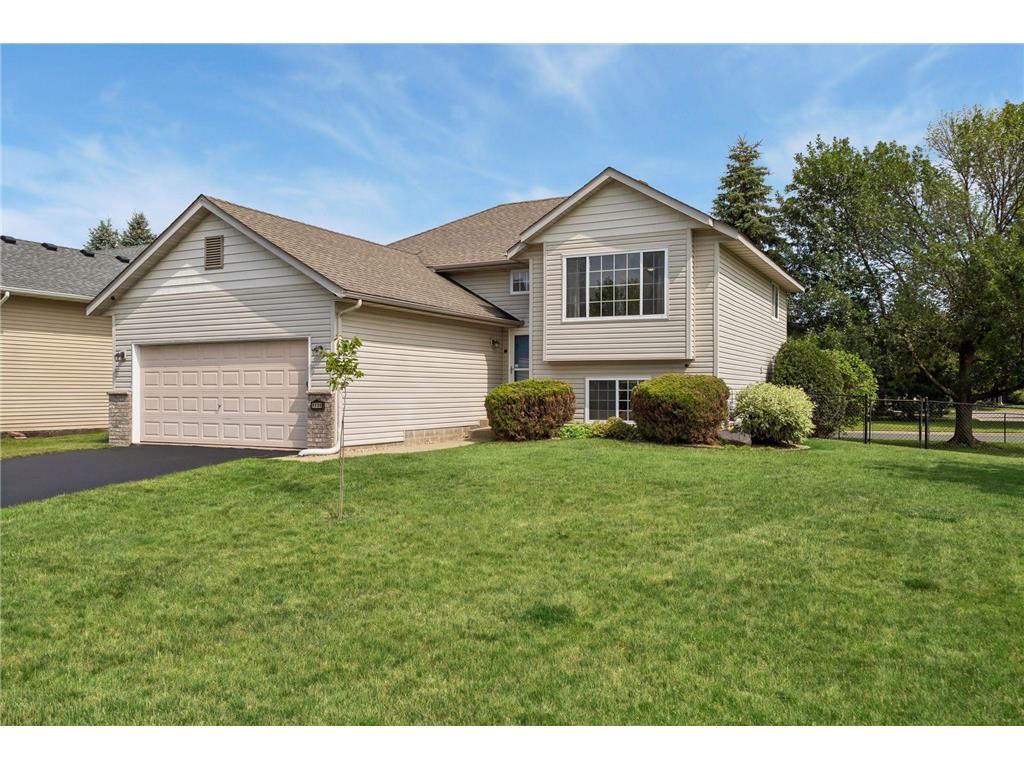 1131 Village Street SE New Prague MN 56071 7106435 image2