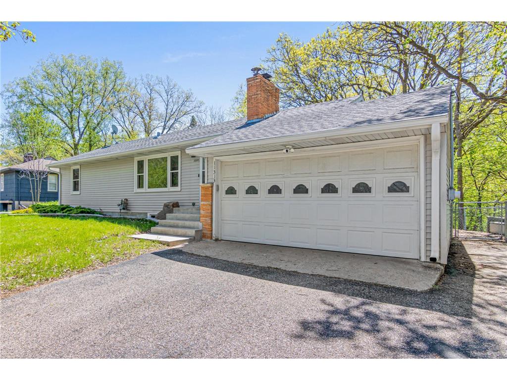 11313 Minnetonka Boulevard Minnetonka MN 55305 6518402 image1