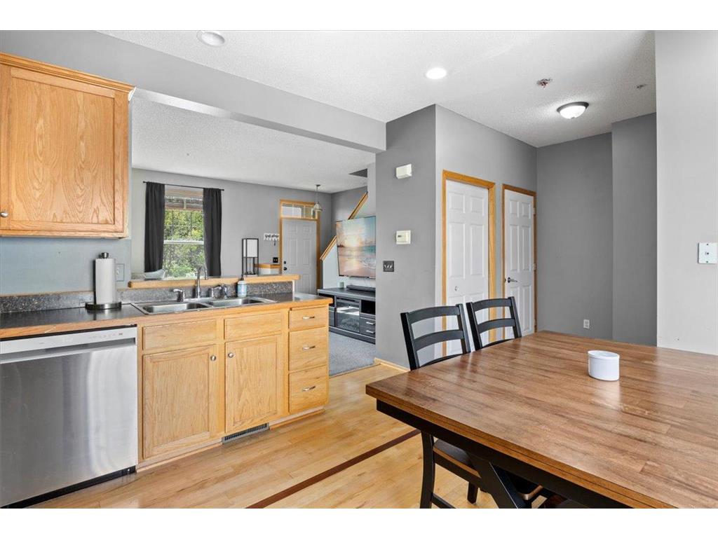 11316 Fergus Street NE #E Blaine MN 55449 6764649 image5