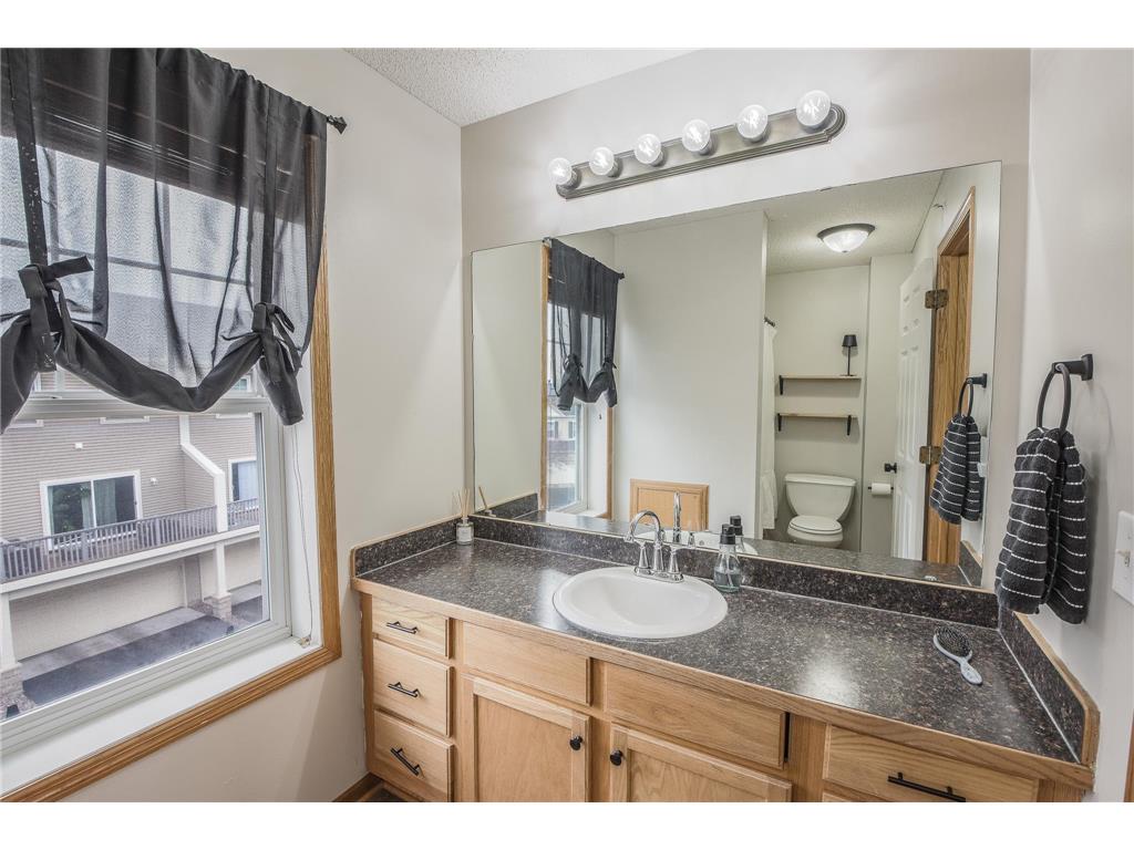 11316 Fergus Street NE #E Blaine MN 55449 7020419 image22