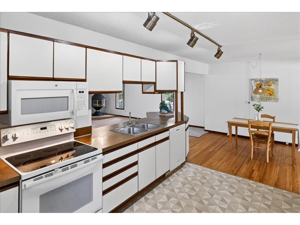 11316 France Avenue S Bloomington MN 55431 7085400 image10